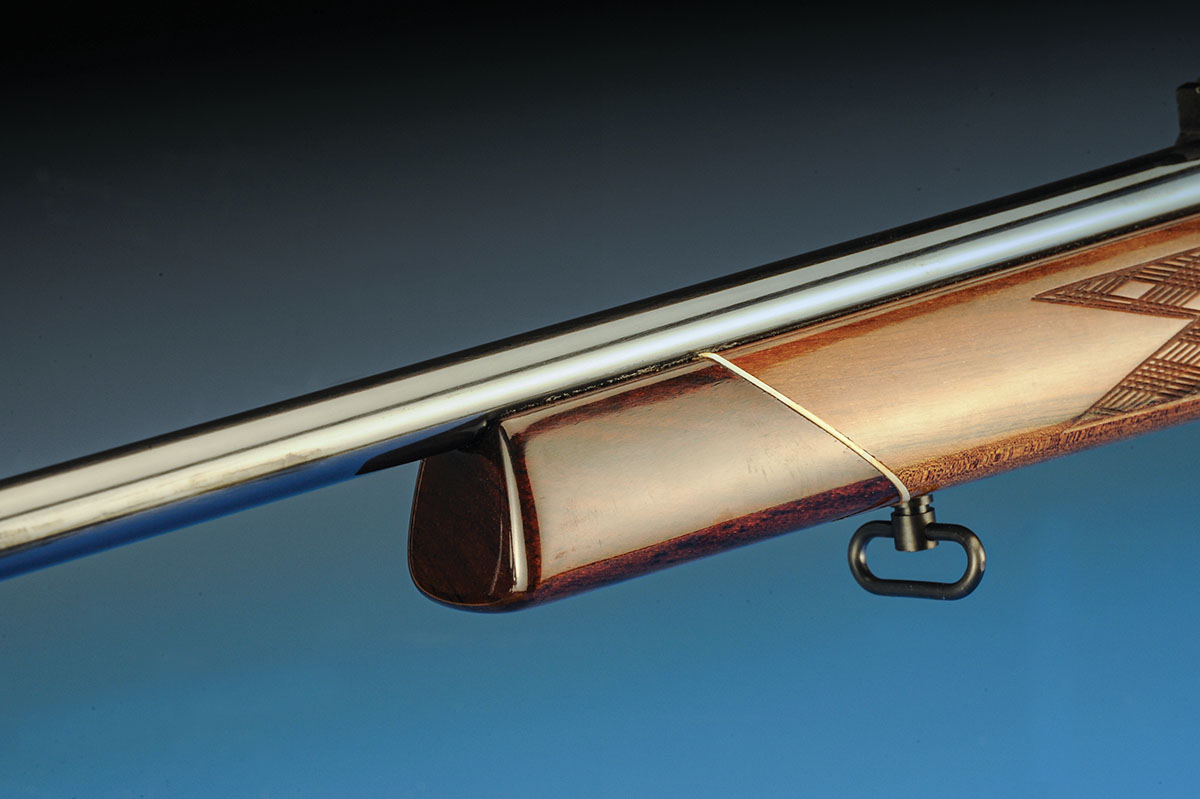 What would a Weatherby gun be without a rosewood tip? Not much, I’m afraid, and this complements the gun, complete with the white spacer and forward sling swivel.